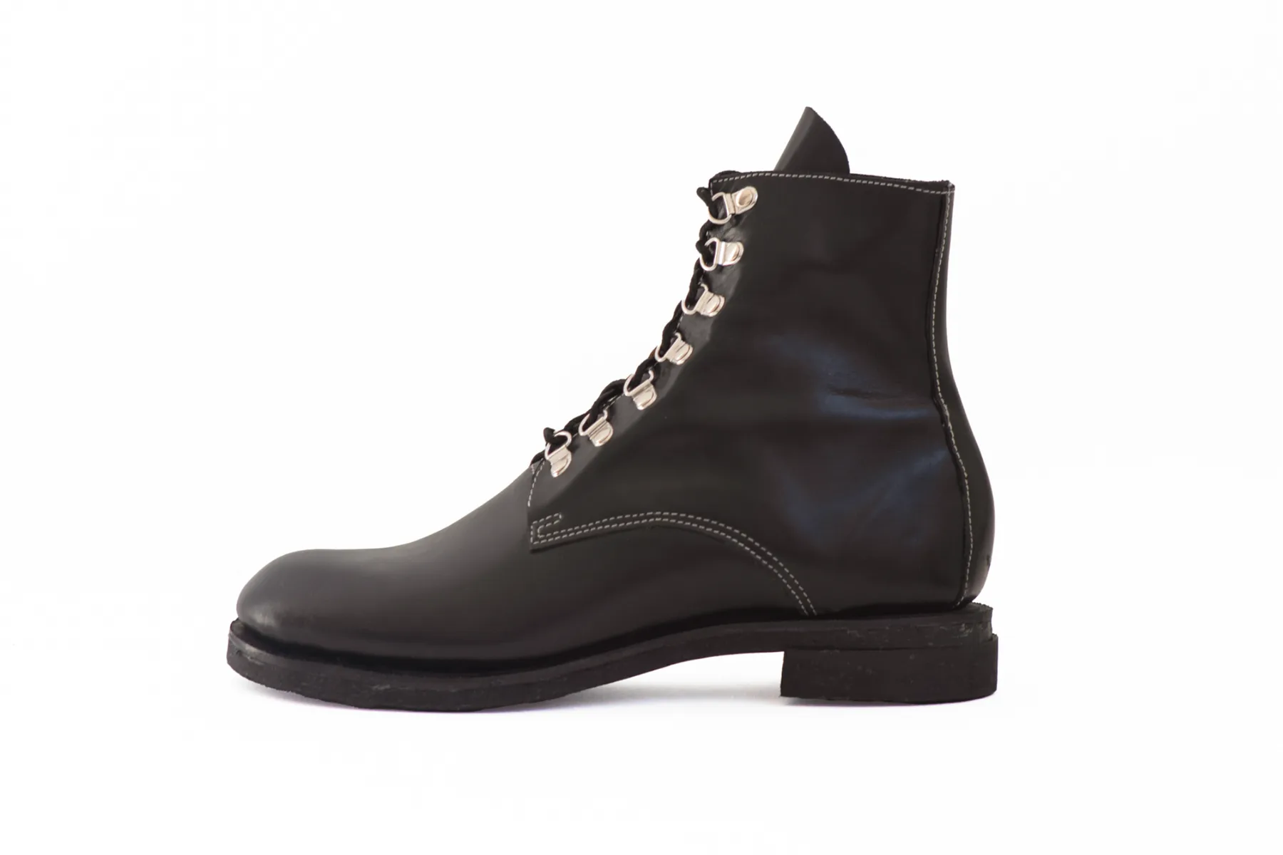 One boot from the side
